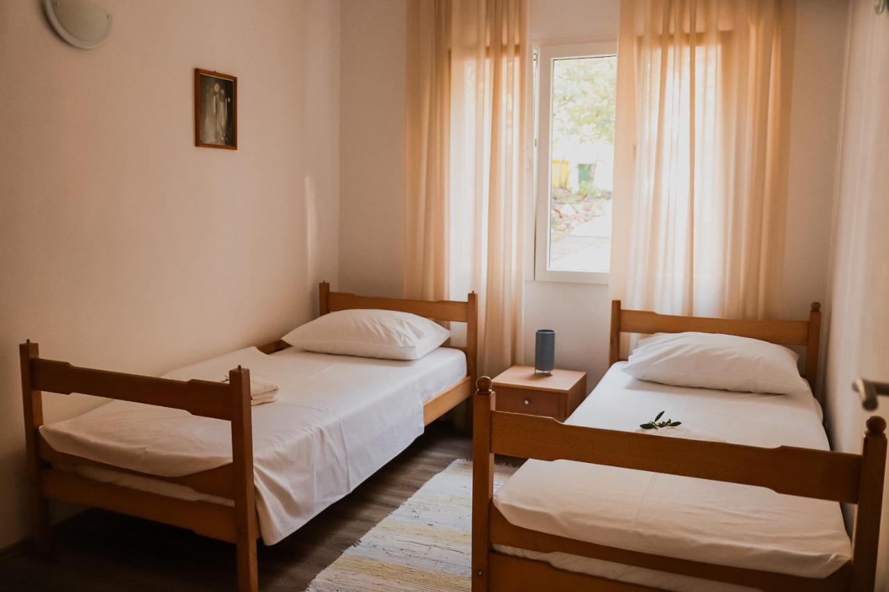 Apartments Prce โอเรบิก ภายนอก รูปภาพ