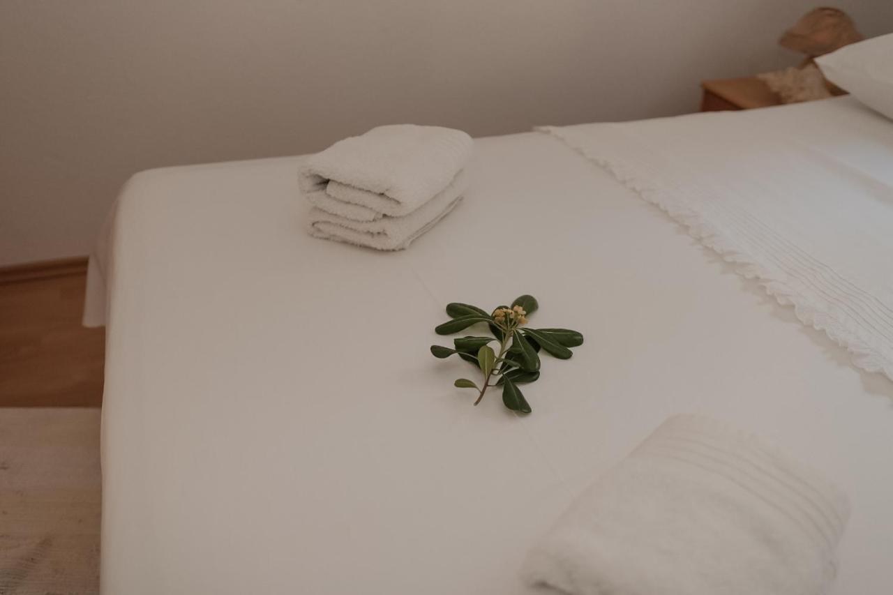 Apartments Prce โอเรบิก ภายนอก รูปภาพ