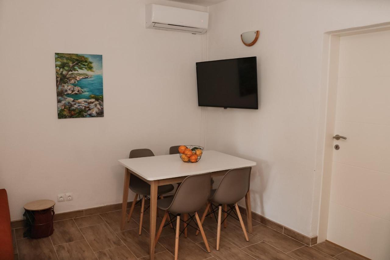 Apartments Prce โอเรบิก ภายนอก รูปภาพ